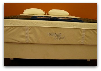 The Tempurpedic Cloud Luxe front view.